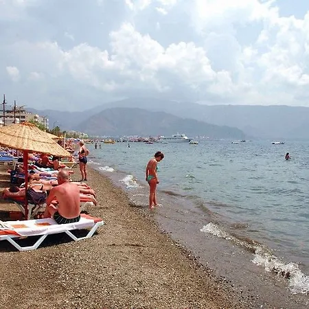 Maris Μαρμαρίς