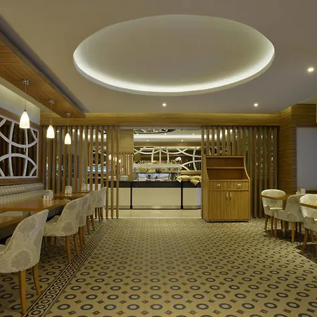 马里斯海滩酒店 3*